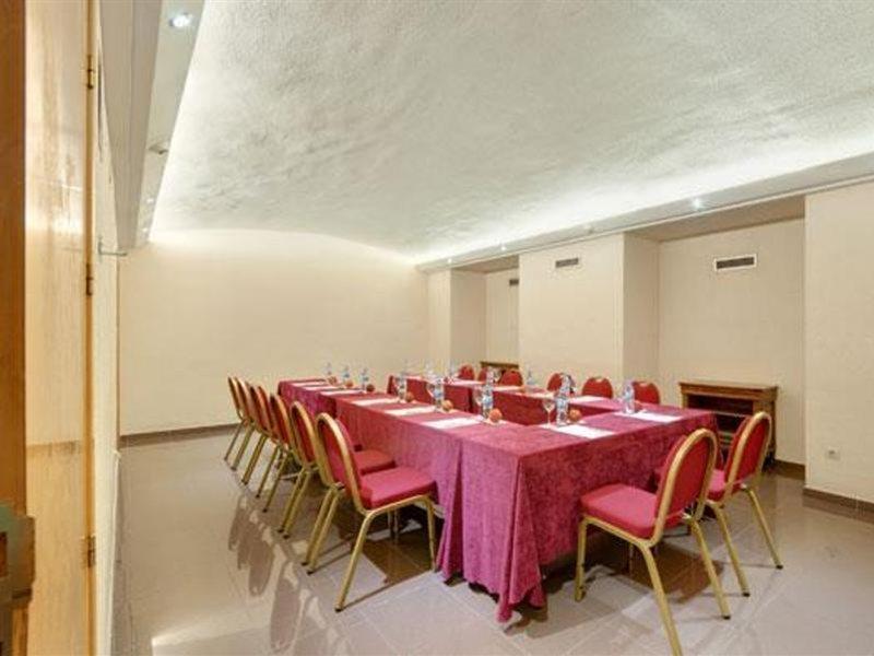 Hotel Elche Centro , Affiliated By Melia Obchodní fotografie